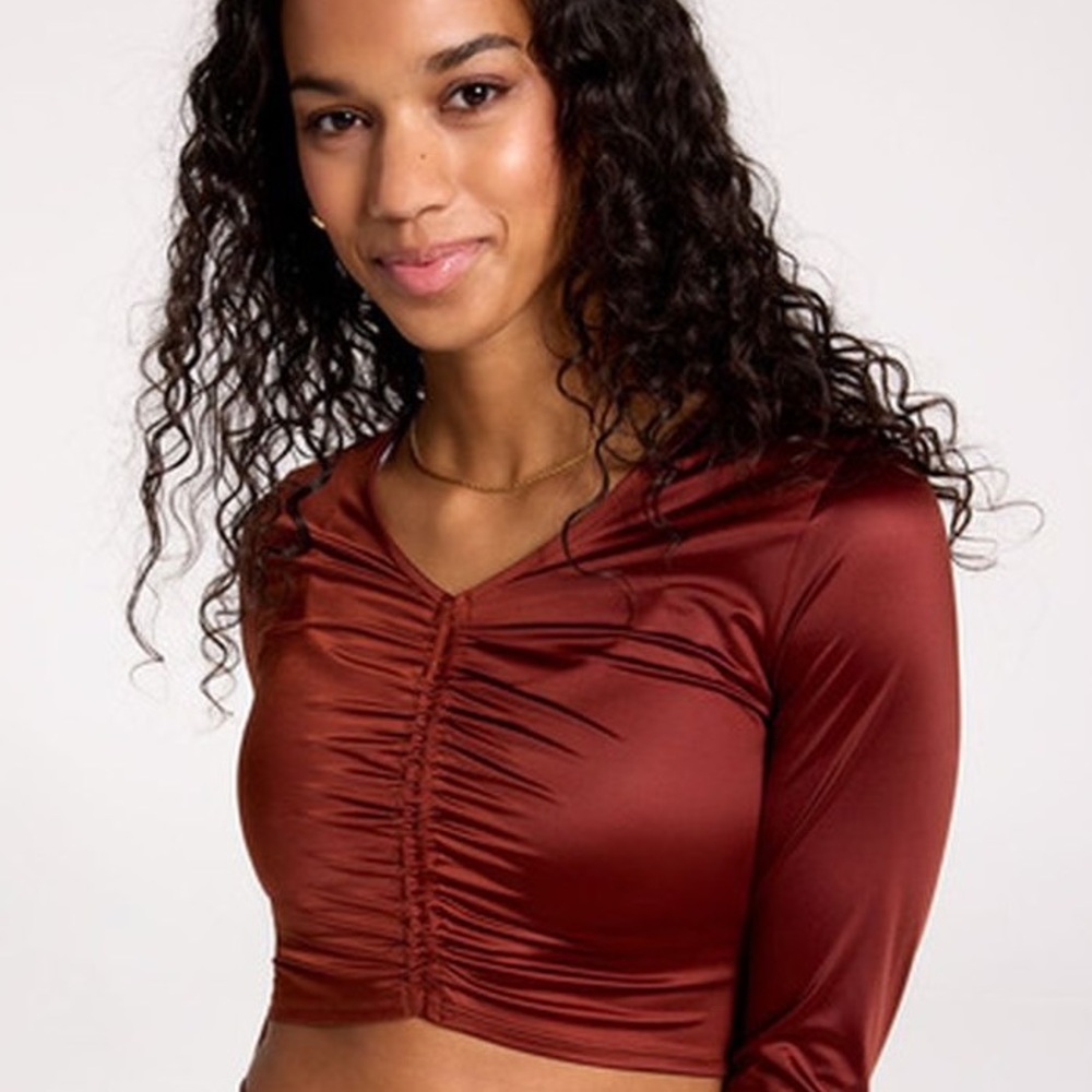Calia by Carrie Underwood Long Sleeve Ruched Cropped Top – NWT - Rust - MSRP $58